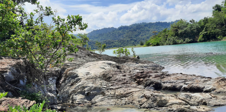 UJUNG TRIENG