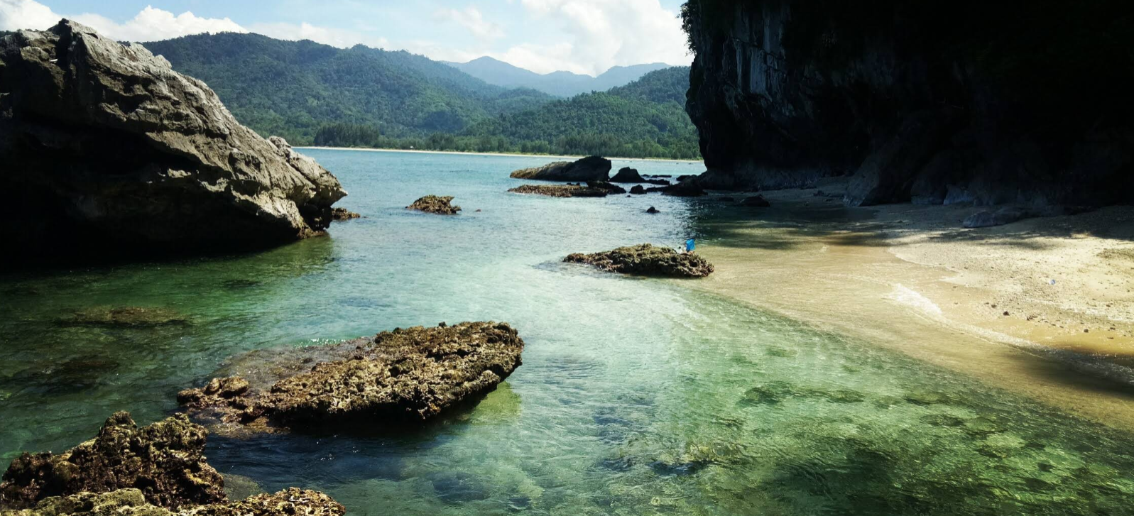pantai lhok paroy